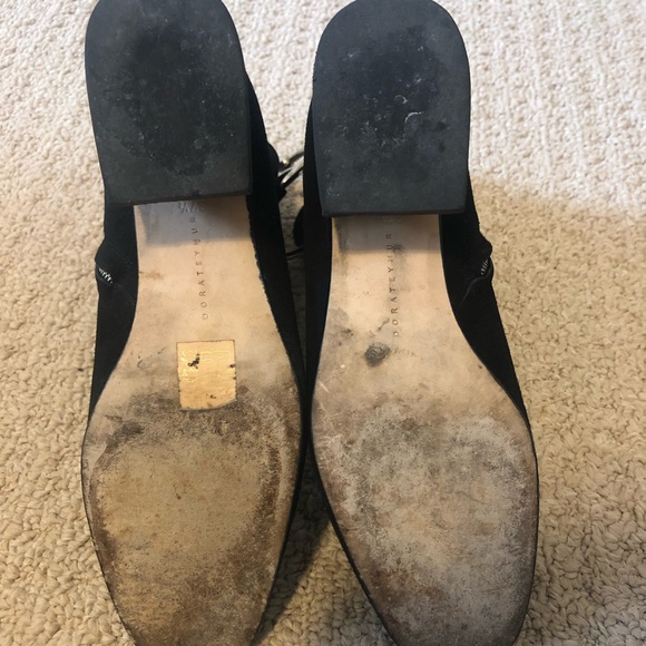 Size 37.5 DORATEYMUR GENUINE SUEDE w silver buckle detail - Picture 3 of 7